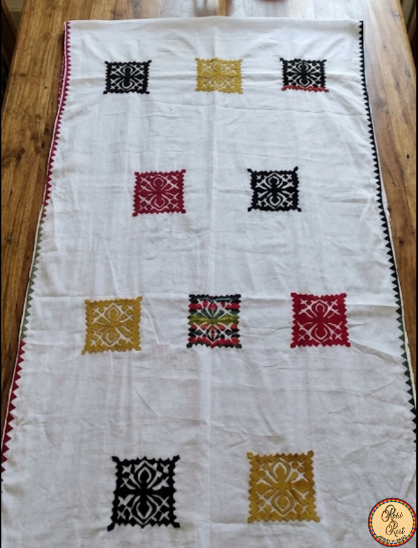 Traditinal Applique design Dubatta, handcrafted.